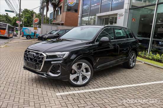 AUDI-Q7-2025