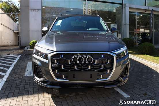 AUDI-Q7-2025