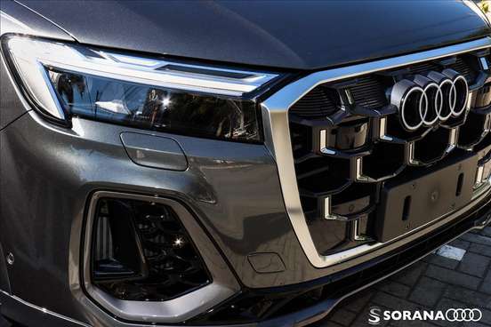 AUDI-Q7-2025