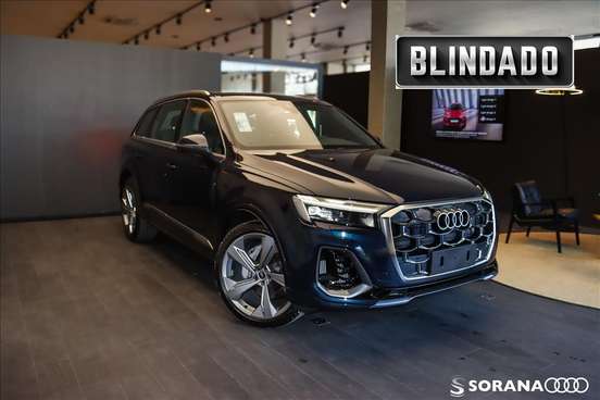 AUDI-Q7-2025