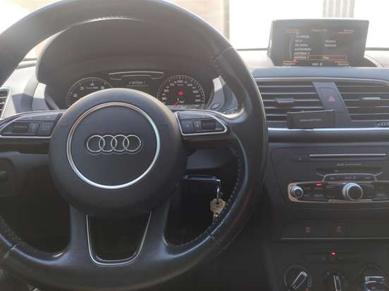 AUDI-Q3-2016