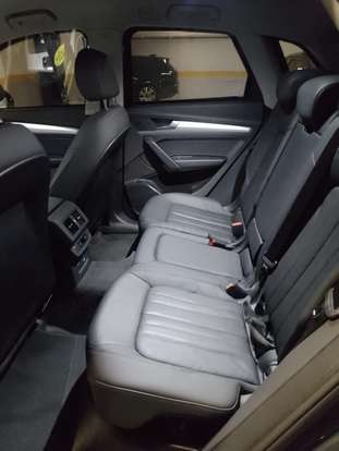 AUDI-Q5-2023