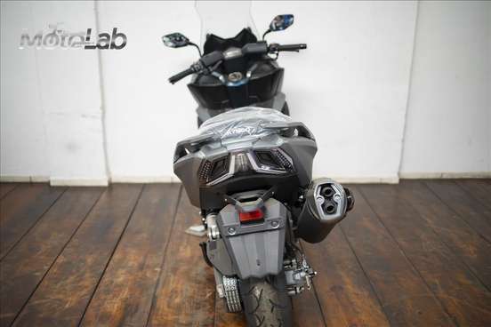 KYMCO-AK 550i-2024