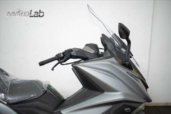 KYMCO-AK 550i-2024