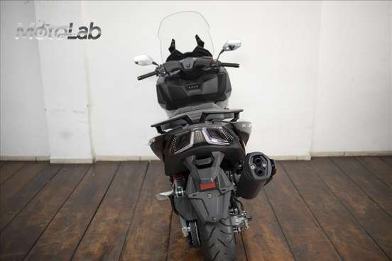 KYMCO-AK 550i-2024