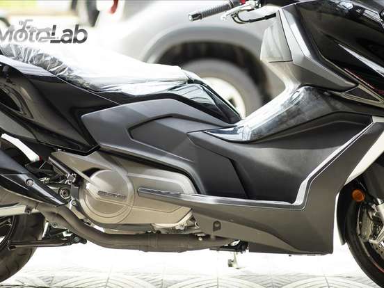 KYMCO-AK 550i KYMCO-AK 550i-2024