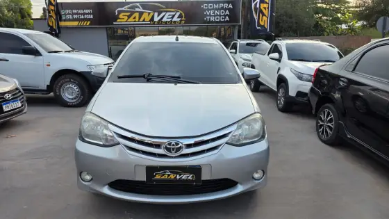 TOYOTA ETIOS 1.5 XLS SEDAN 16V FLEX 4P AUTOMÁTICO