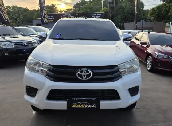TOYOTA HILUX 2.8 NARROW 4X4 CD 16V DIESEL 4P MANUAL TOYOTA HILUX 2.8 NARROW 4X4 CD 16V DIESEL 4P MANUAL