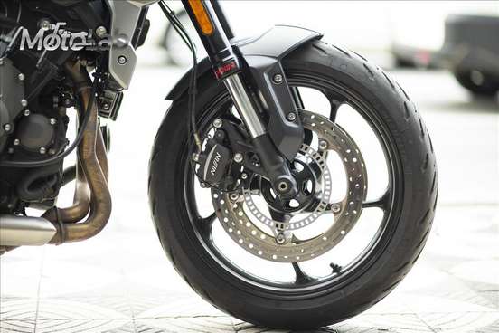 TRIUMPH-TRIDENT 660-2022