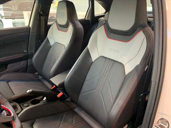 VOLKSWAGEN-NIVUS-1.4 250 TSI TOTAL FLEX GTS AUTOMÁTICO VOLKSWAGEN-NIVUS-2025