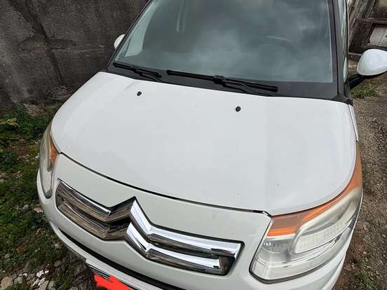 CITROËN-C3 PICASSO-1.6 FLEX GLX BVA CITROËN-C3 PICASSO-2012