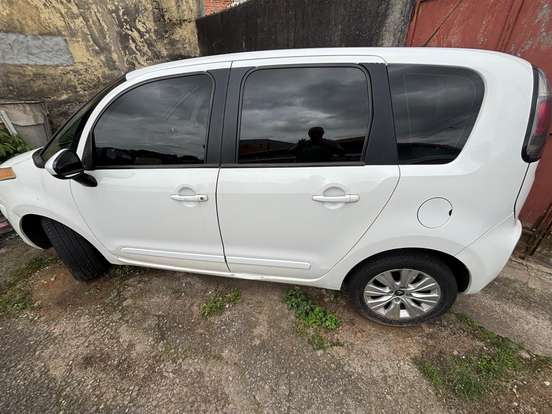 CITROËN-C3 PICASSO-1.6 FLEX GLX BVA CITROËN-C3 PICASSO-2012