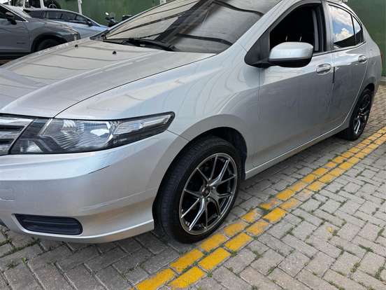 HONDA-CITY-1.5 DX 16V FLEX 4P MANUAL HONDA-CITY-2013