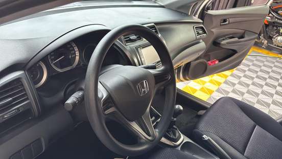 HONDA-CITY-2013