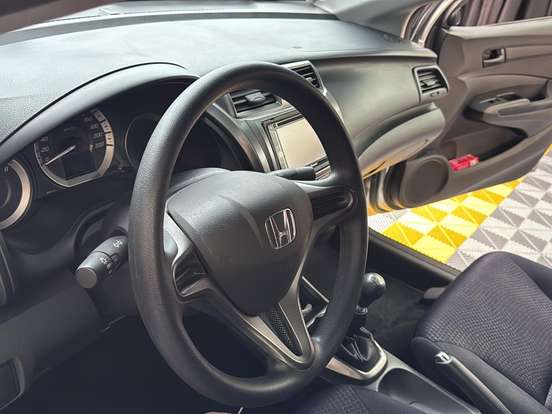 HONDA-CITY-1.5 DX 16V FLEX 4P MANUAL HONDA-CITY-2013
