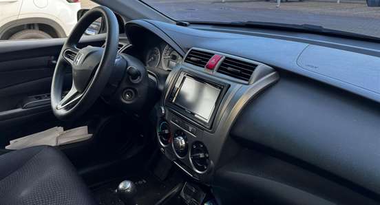 HONDA-CITY-2013