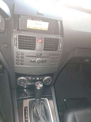 MERCEDES-BENZ-C 180-2011