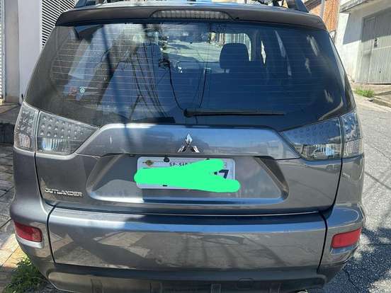 MITSUBISHI-OUTLANDER-2.0 16V GASOLINA 4P AUTOMÁTICO MITSUBISHI-OUTLANDER-2011