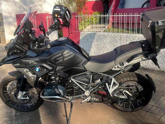 BMW-R 1250 GS PREMIUM TRIPLE BLACK BMW-R 1250 GS PREMIUM TRIPLE BLACK-2021