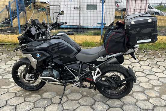 BMW-R 1250 GS PREMIUM TRIPLE BLACK-2021