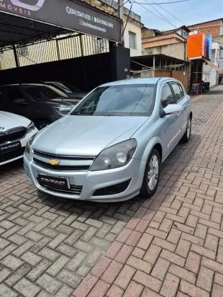 CHEVROLET VECTRA 2.0 MPFI GT HATCH 8V FLEX 4P MANUAL