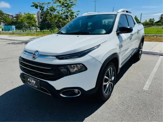 FIAT TORO 2.0 16V TURBO DIESEL VOLCANO 4WD AT9