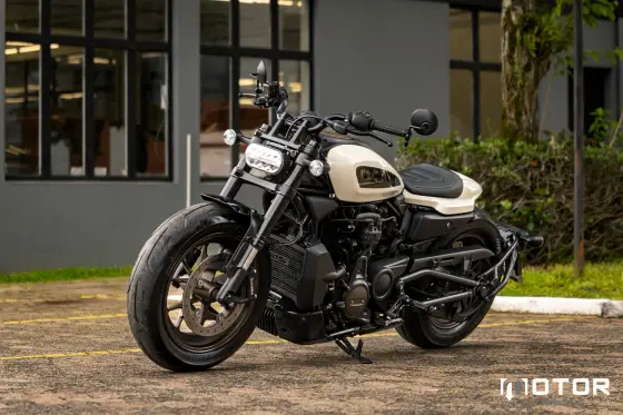 HARLEY-DAVIDSON SPORTSTER S HARLEY-DAVIDSON SPORTSTER S