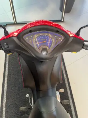 HONDA-BIZ 125 ES-2012