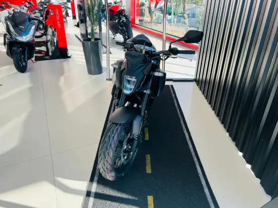 HONDA-CB 500 HORNET HONDA-CB 500 HORNET-2025