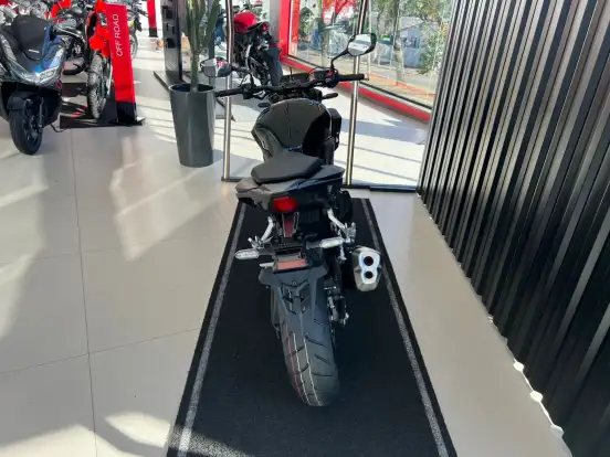 HONDA-CB 500 HORNET-2025
