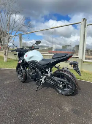 HONDA-CB 500 HORNET-2025