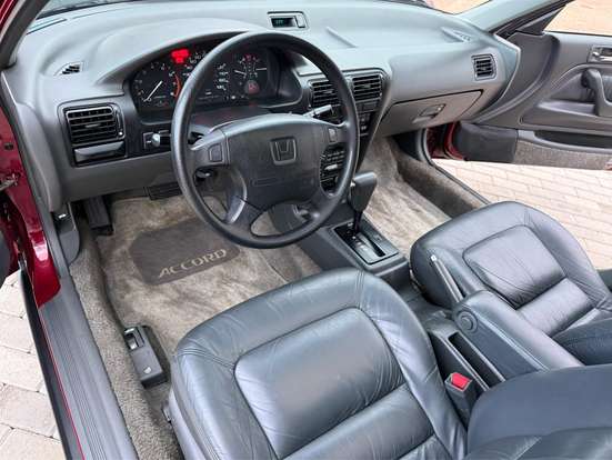 HONDA-ACCORD-1992
