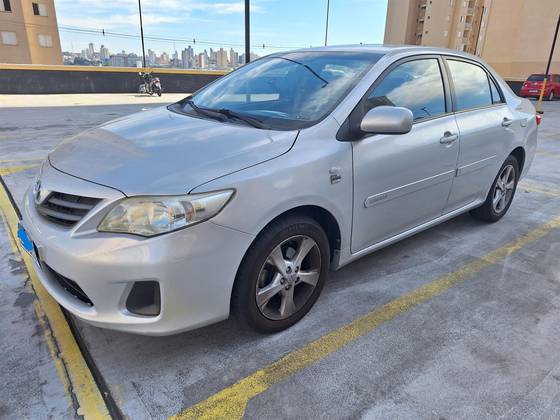 TOYOTA COROLLA 1.8 GLI 16V FLEX 4P AUTOMÁTICO