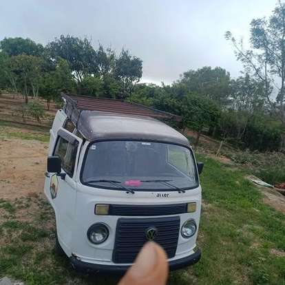 VOLKSWAGEN-KOMBI-2009