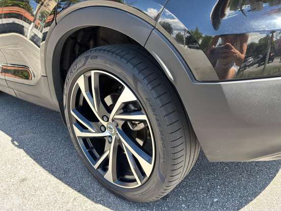 VOLVO-XC40-1.5 T5 RECHARGE R-DESIGN GEARTRONIC VOLVO-XC40-2021