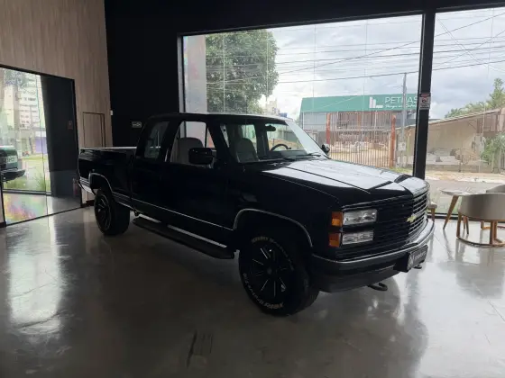 CHEVROLET SILVERADO 6.5 COWBOY V8 GASOLINA MANUAL CHEVROLET SILVERADO 6.5 COWBOY V8 GASOLINA MANUAL