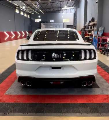FORD-MUSTANG-2022