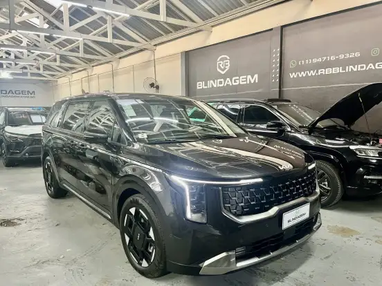 KIA-CARNIVAL-2024
