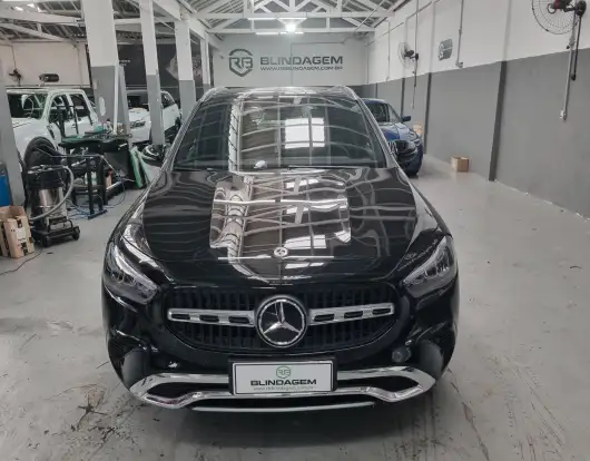 MERCEDES-BENZ-GLA 200-2026