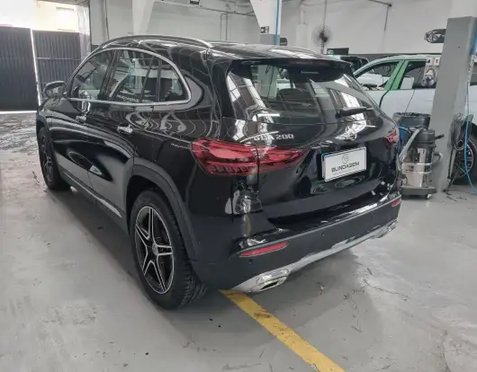 MERCEDES-BENZ-GLA 200-2026