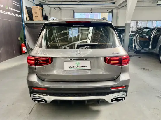 MERCEDES-BENZ-GLB 220-2025