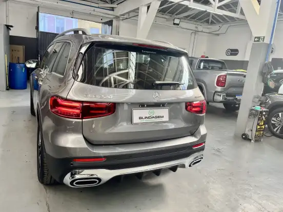 MERCEDES-BENZ-GLB 220-2.0 MHEV AMG LINE 4MATIC 8G-DCT MERCEDES-BENZ-GLB 220-2025