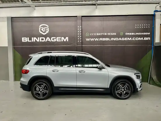 MERCEDES-BENZ-GLB 220-2025