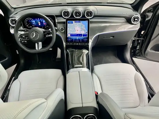 MERCEDES-BENZ-GLC 300-2025
