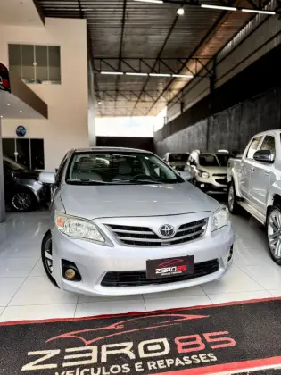 TOYOTA COROLLA 1.8 XLI 16V FLEX 4P AUTOMÁTICO
