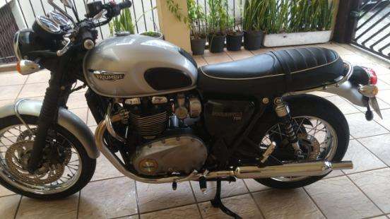TRIUMPH-BONNEVILLE T120 1200-2018