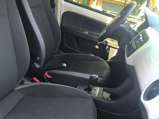 VOLKSWAGEN-UP-1.0 MPI HIGH UP 12V FLEX 4P AUTOMATIZADO VOLKSWAGEN-UP-2014