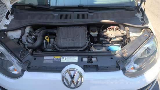VOLKSWAGEN-UP-2014