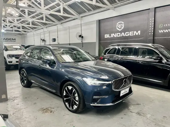 VOLVO XC60 2.0 T8 PHEV ULTRA AWD GEARTRONIC