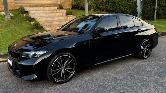 BMW-320i-2023